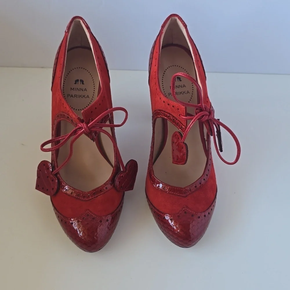 Minna Parikka Roseum Whimsical Red Heart Cutout Women's Leather Heels Sz.37 - Picture 8 of 16
